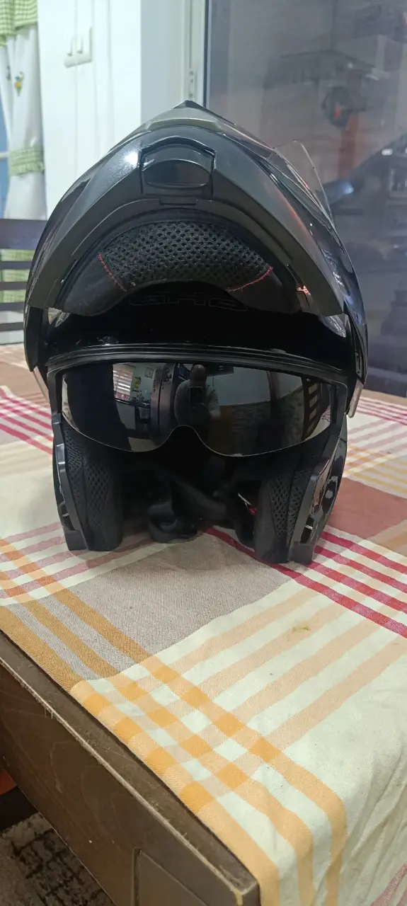 Casco de moto modular negro con visor - 2
