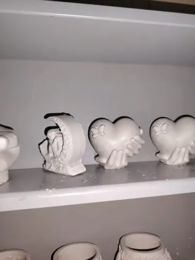 Modelo  decorativo de yeso  con diseño de rostr - miniatura 3