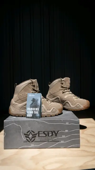 Botas o zapatos tácticos ESDY color beige - miniatura 1