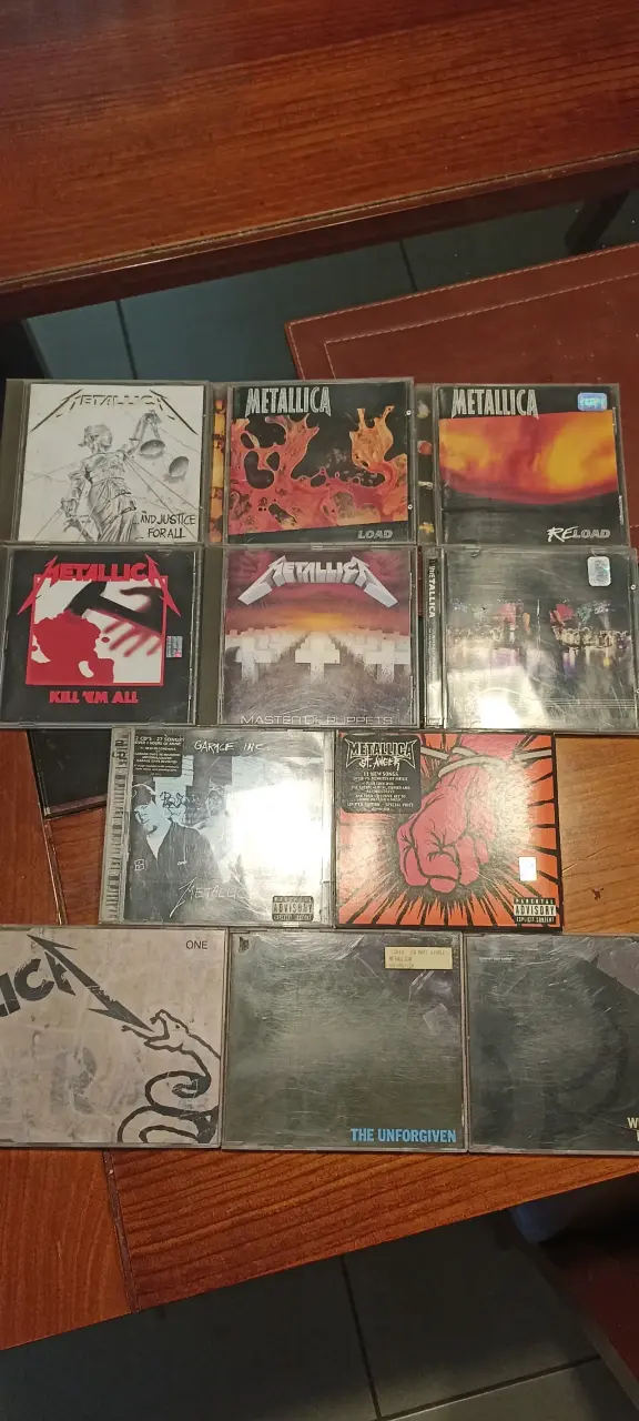 Colección de CDs de Metallica - 1