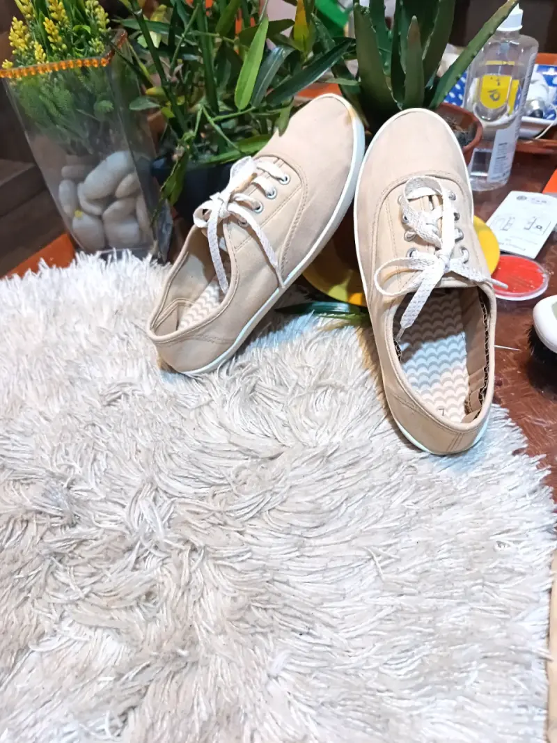 Zapatillas beige casuales para mujer - 3