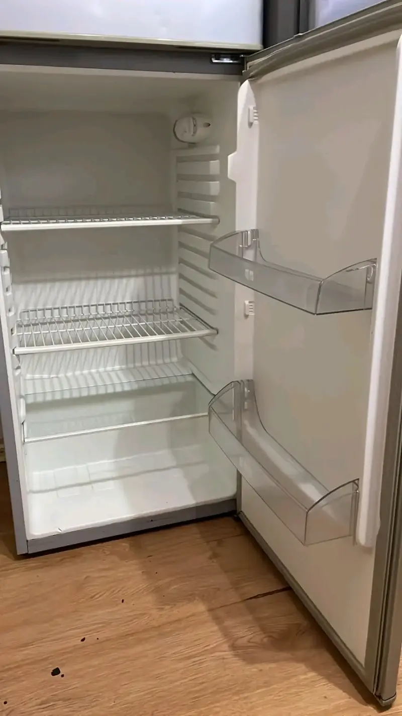 Refrigerador estándar buen estado - 2