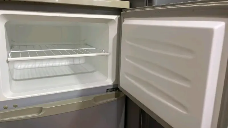 Refrigerador estándar buen estado - 3