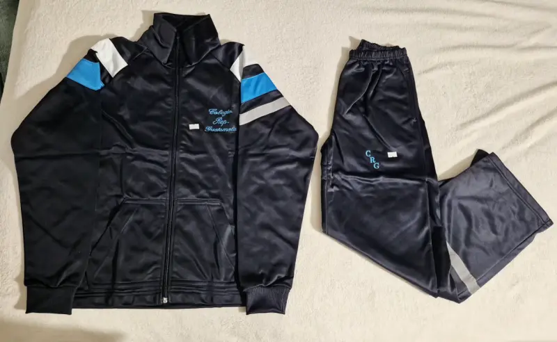 Uniforme talla 14 Colegio república de Guatemala - 2