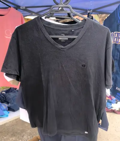 Polera Moschino Negra con Diseño de Oso - miniatura 5