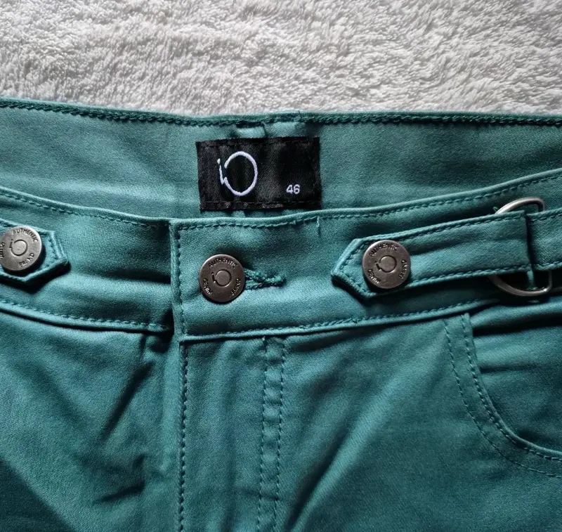 Pantalon IO talla 46 - 2