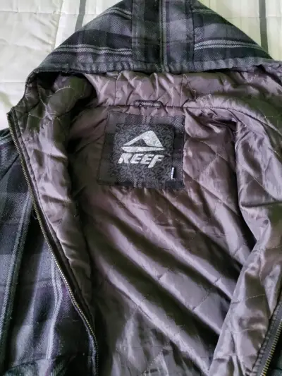 Chaqueta de cuadros con capucha Reef para hombre - miniatura 3