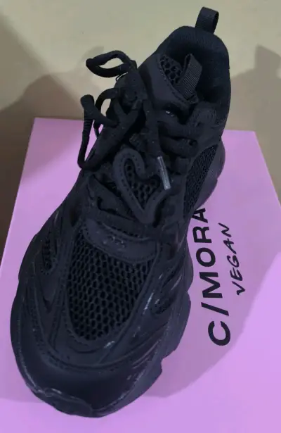 Zapatillas deportivas negras C/MORA vegan - miniatura 2