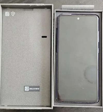 Samsung Galaxy S25 FE 5G en buen estado - miniatura 2