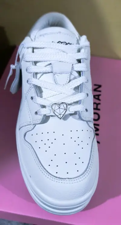 Zapatillas blancas de cuero C/Moran - miniatura 2