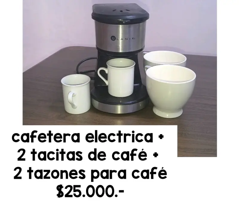 Cafetera eléctrica Blanik con tazas y tazones