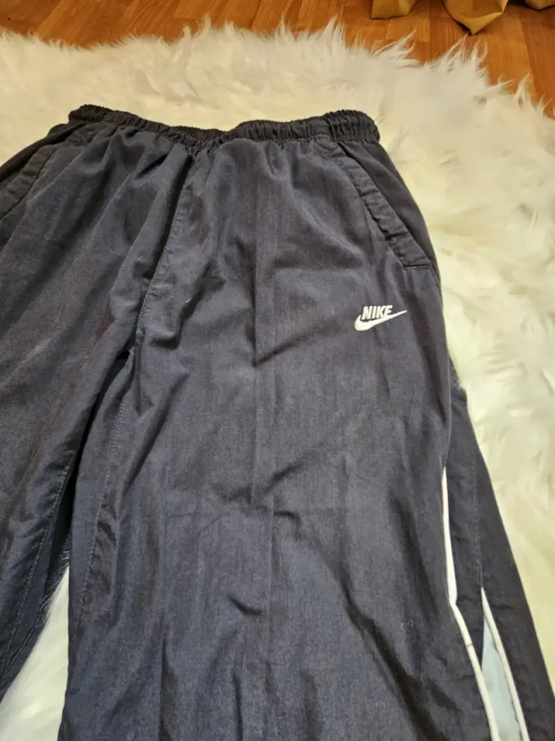 Pantalones deportivos Nike negros unisex - 2