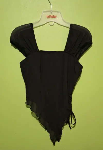 Blusa negra - miniatura 1