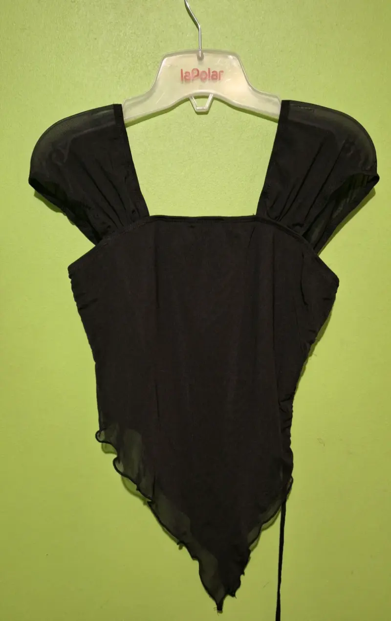 Blusa negra - 2