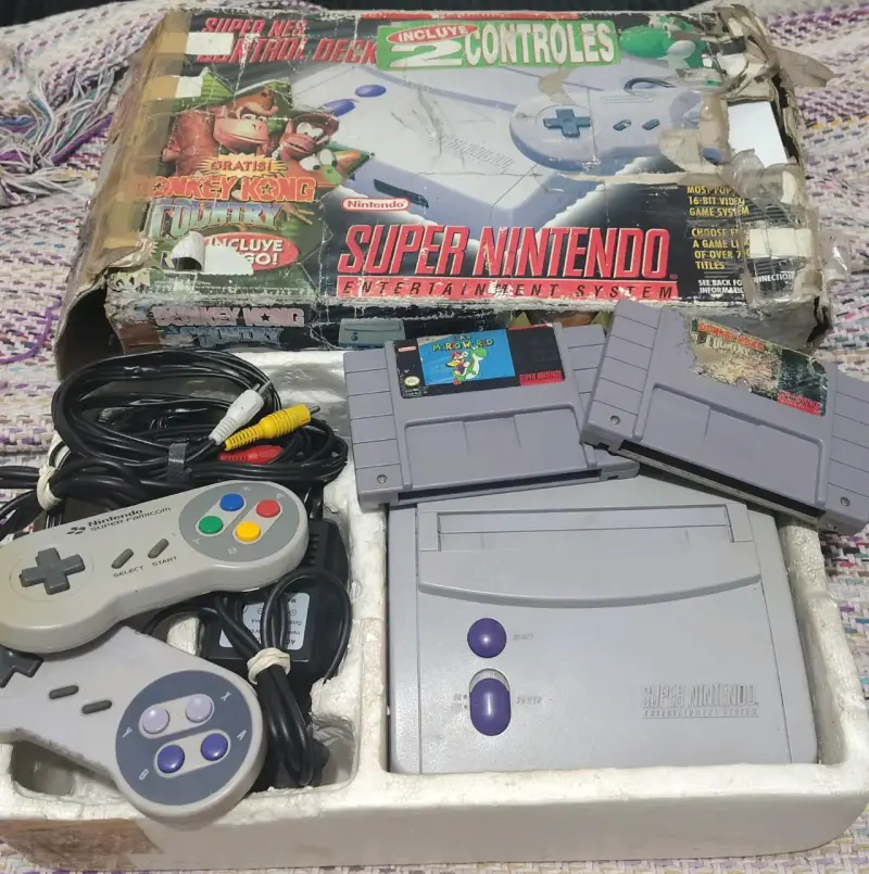 Consola Super Nintendo con juegos y controles - 2