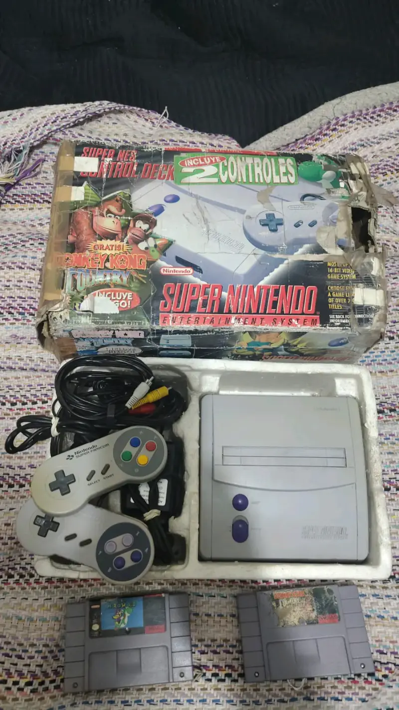 Consola Super Nintendo con juegos y controles - 3