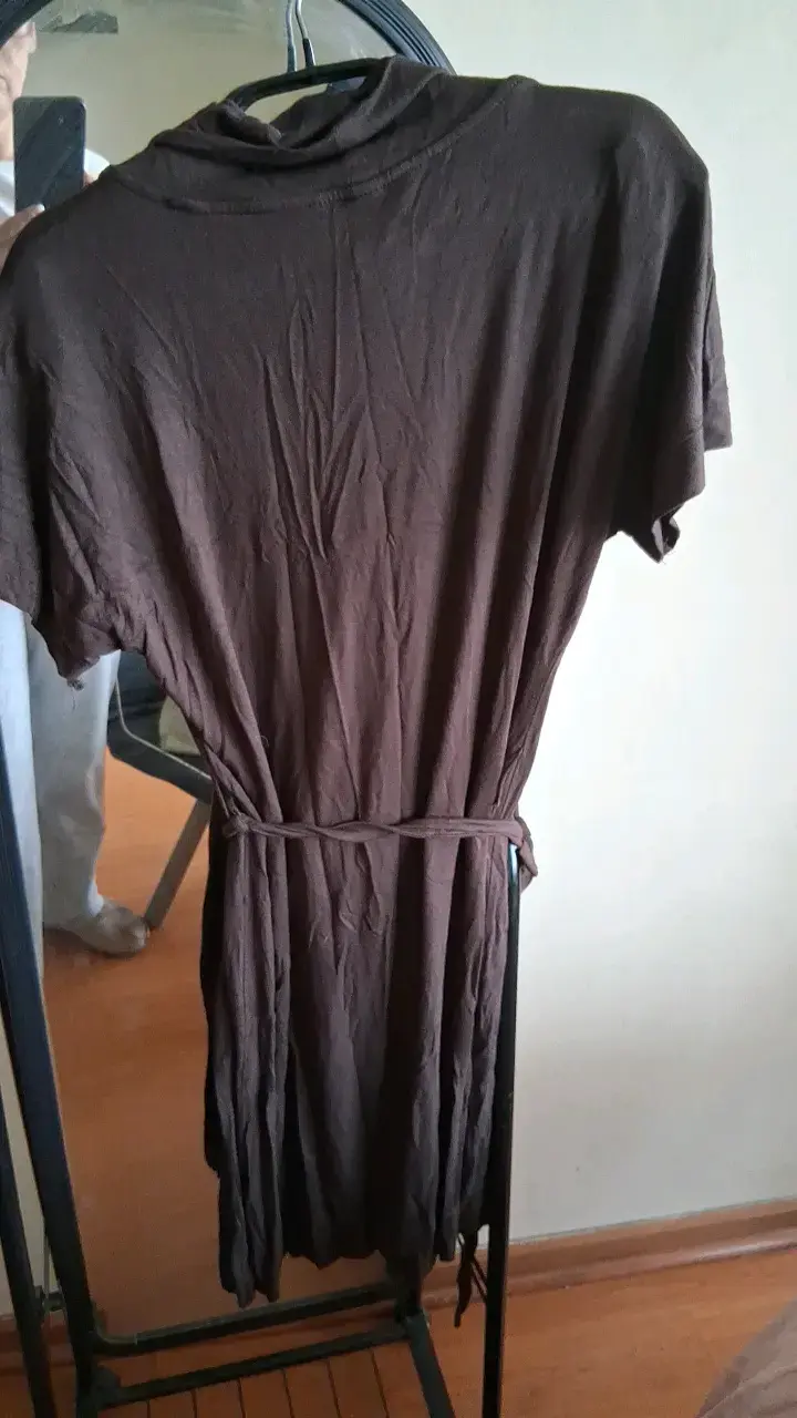 Vestido marrón con cinturón para mujer - 2