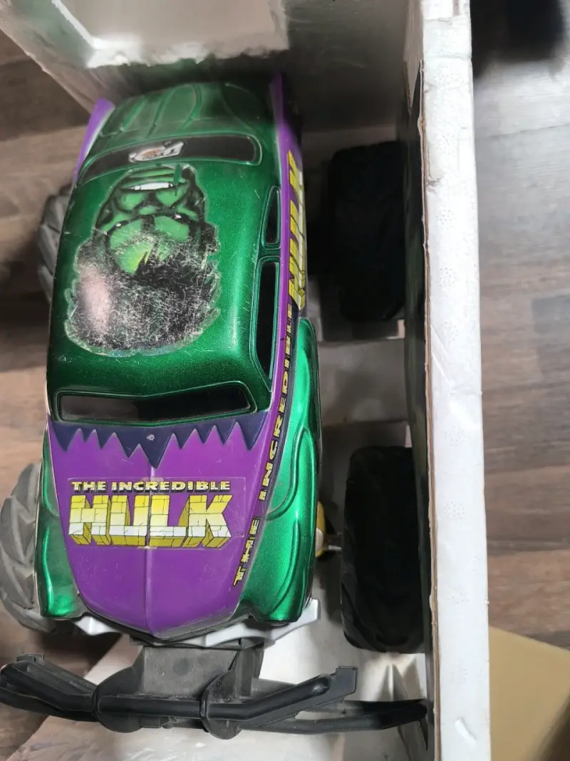 Camión Monster Jam Hulk a control remoto Tyco - 5