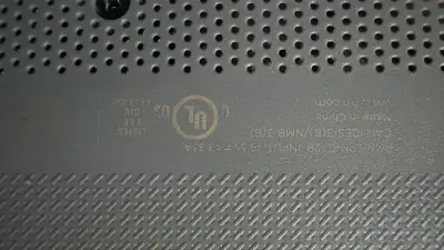 Laptop HP con Intel Core i3 en buen estado - miniatura 3