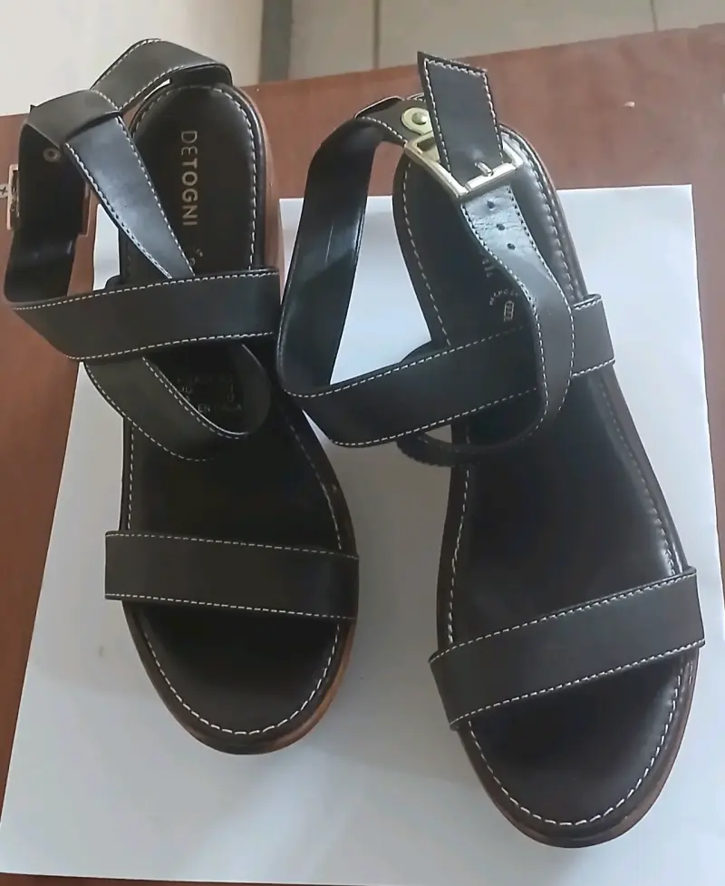 Sandalias de Cuña Negras Detogni Talla 39 - 1
