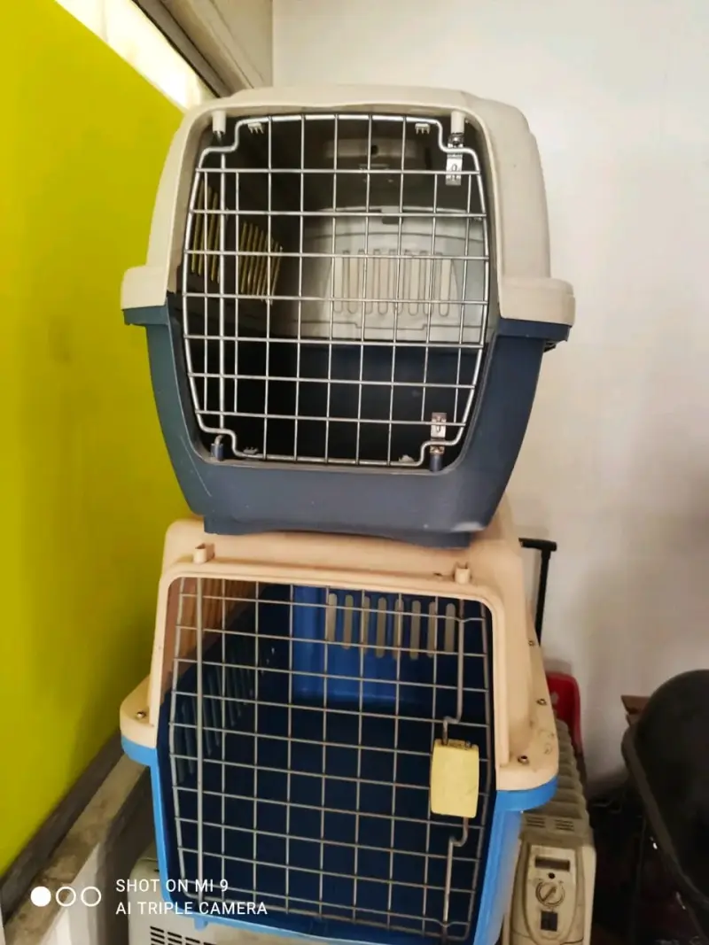 Jaula transportadora para mascotas mediana - 2