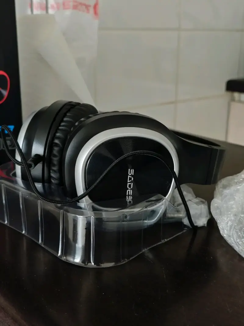 Audífonos Gamer Sades R17 con Micrófono - 4