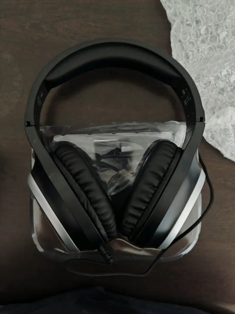 Audífonos Gamer Sades R17 con Micrófono - 5
