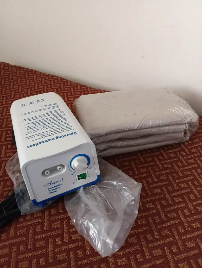 Colchón antiescaras con bomba de presión NUEVO