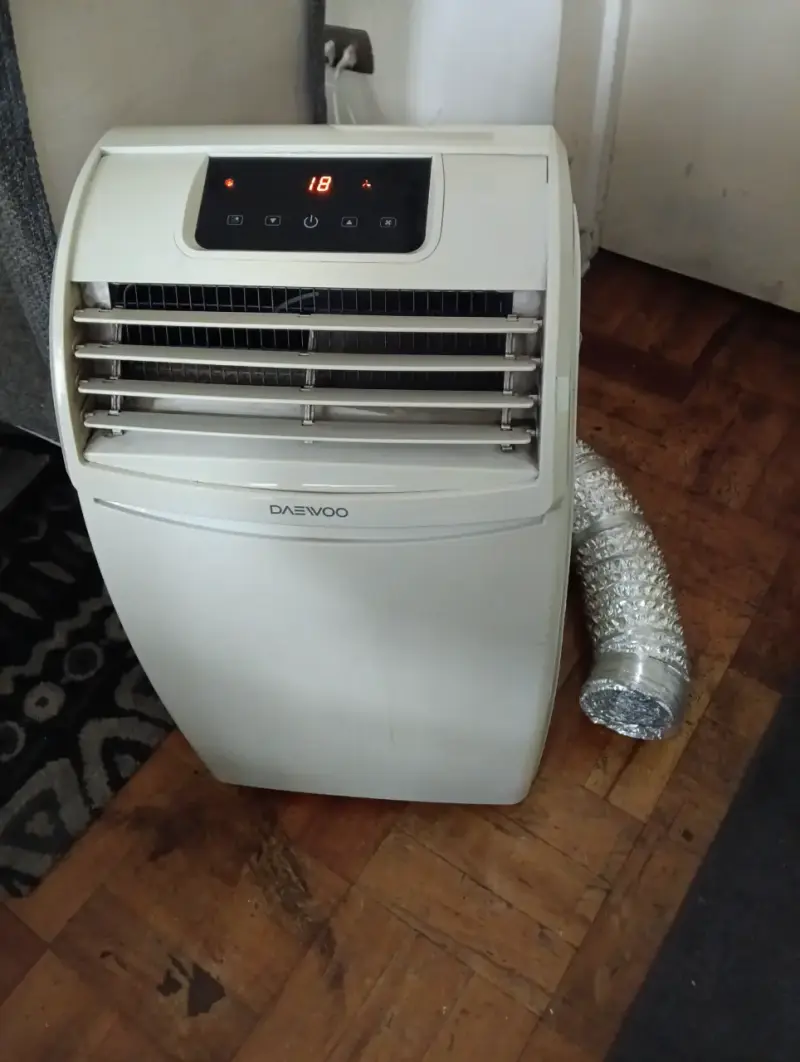 Aire acondicionado portátil Daewoo con manguera