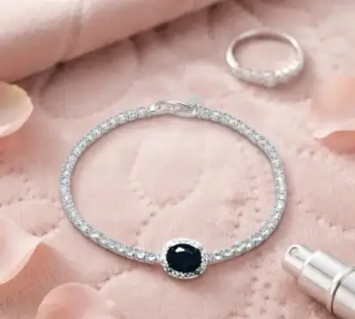 Pulsera de plata con piedra central negra - miniatura 1