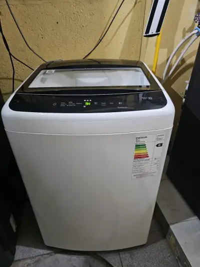 Lavadora automática de carga superior eficiente - miniatura 1
