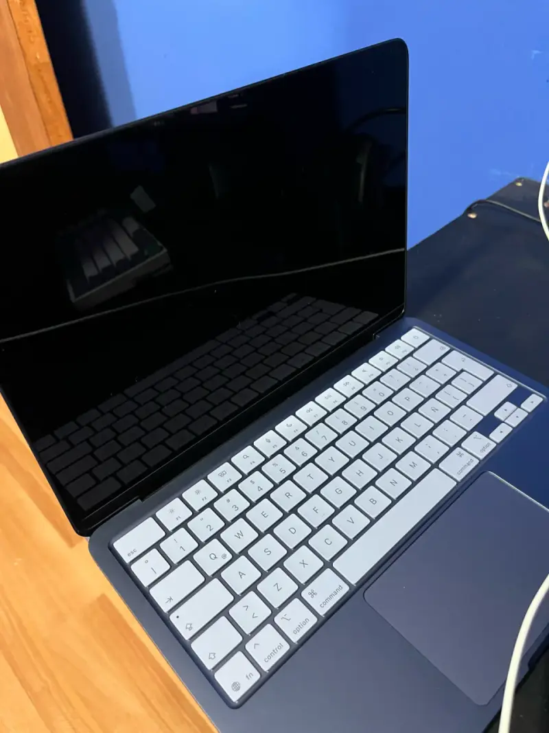 MacBook Neo Apple A18 Pro 13 pulgadas - 4