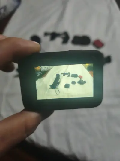 Cámara de acción GoPro  con accesorios y estuche - miniatura 4