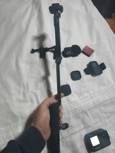 Cámara de acción GoPro  con accesorios y estuche - miniatura 5