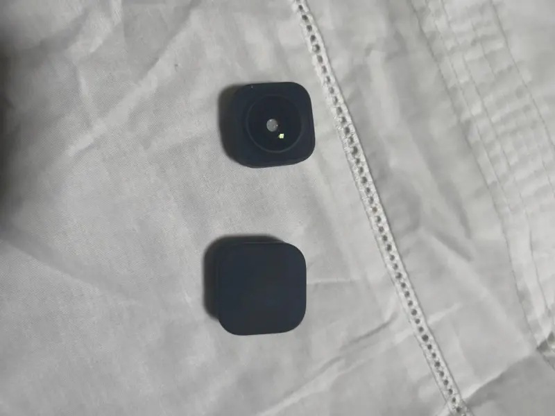 Cámara de acción GoPro con accesorios y estuche - 6