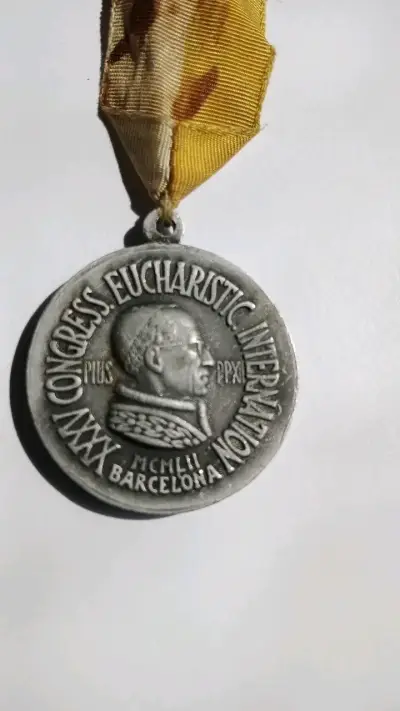 Medalla religiosa antiguaXXXV congreso eclesiastic - miniatura 3