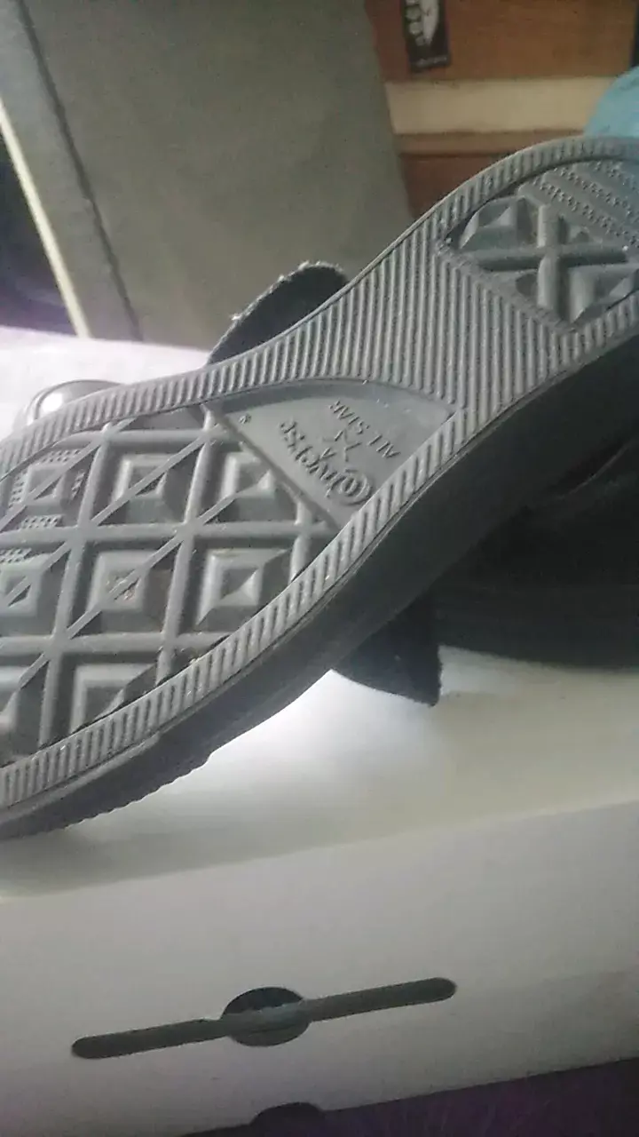 Zapatillas negras de lona unisex - 2