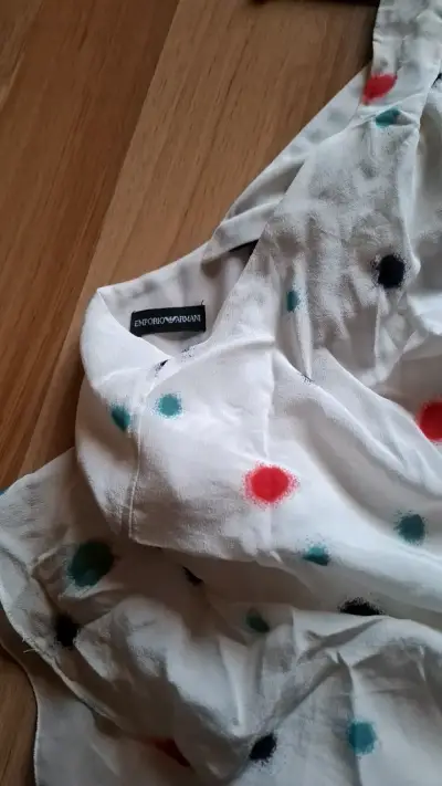 Blusa sin mangas con lunares de colores - miniatura 4