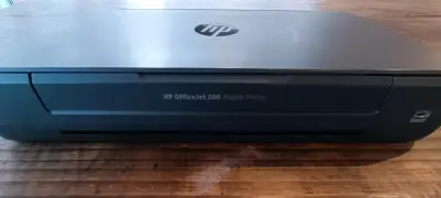 Impresora portátil HP OfficeJet 200 - miniatura 3