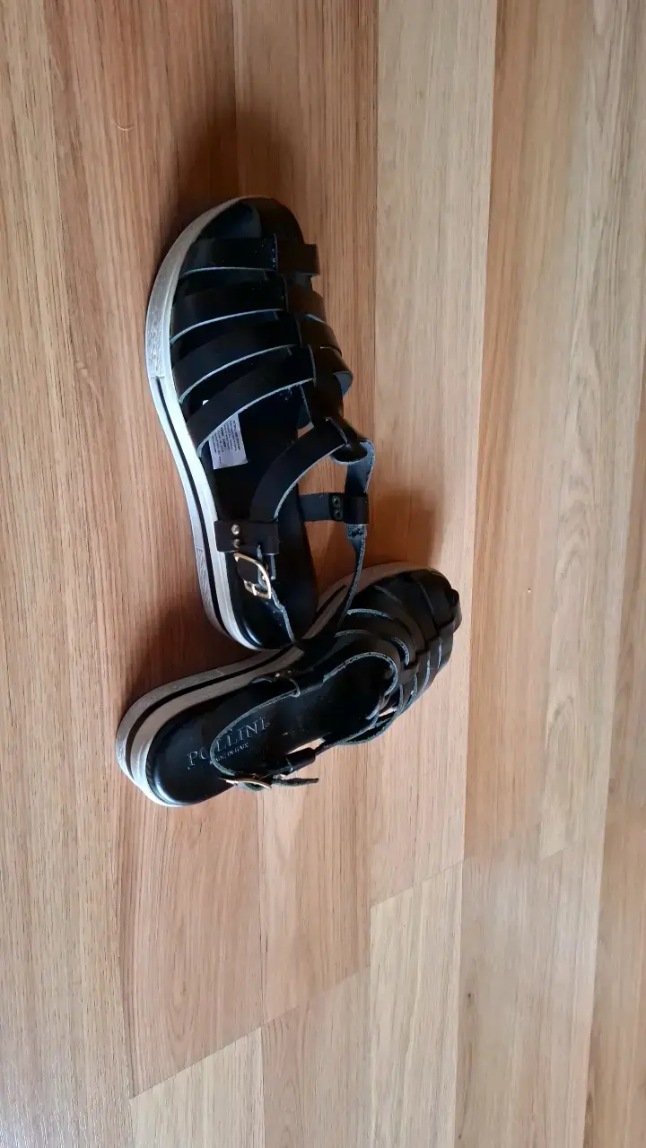 Sandalias negras de cuero para mujer - 4
