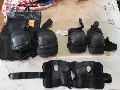 Set de protección y patines en línea Oxelo y GPR - miniatura 1