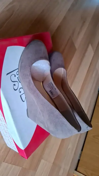 Zapatos de tacón color marrón musgo talla 37 - miniatura 2
