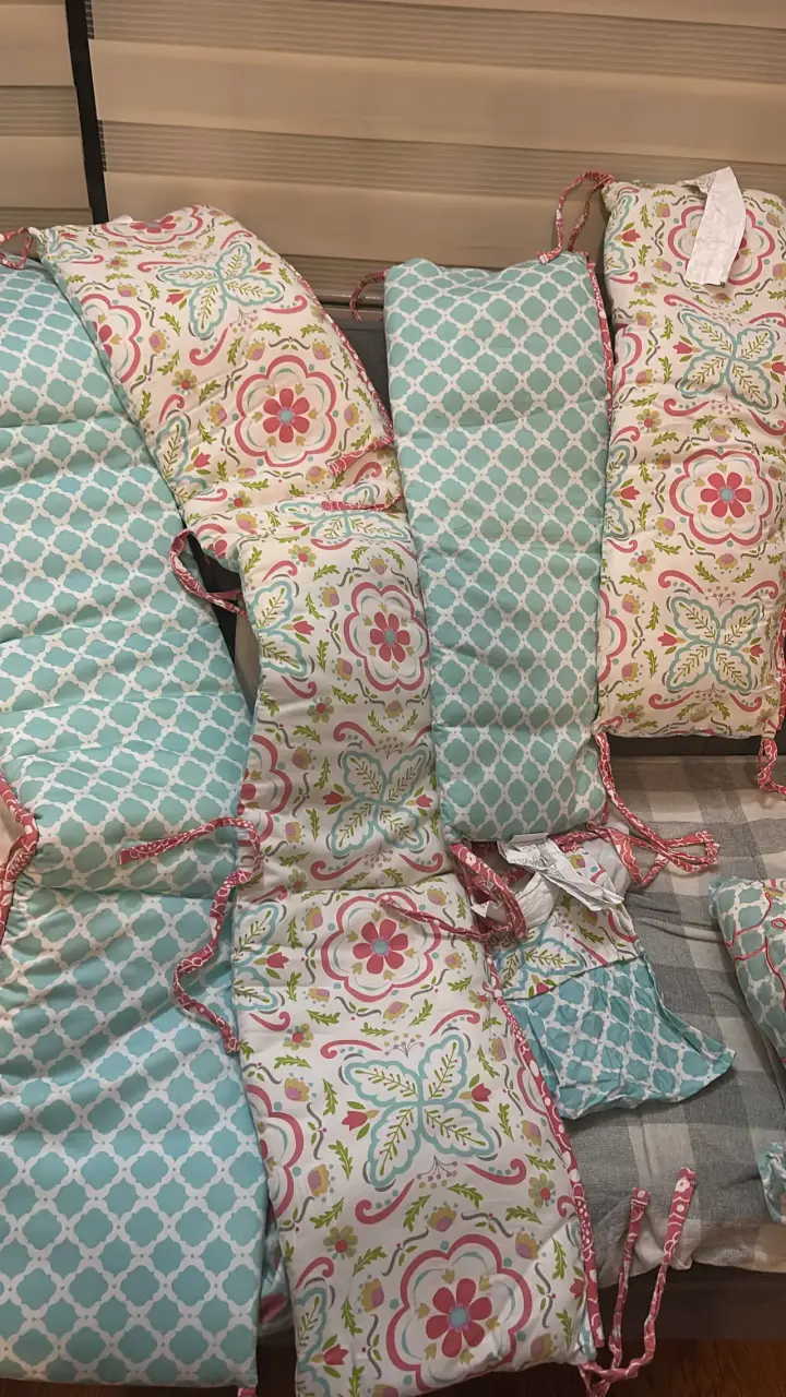 Set de ropa de cama infantil con diseño floral - 2