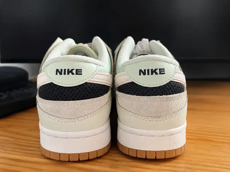 Zapatillas Nike Dunk Low Retro color crema - 3
