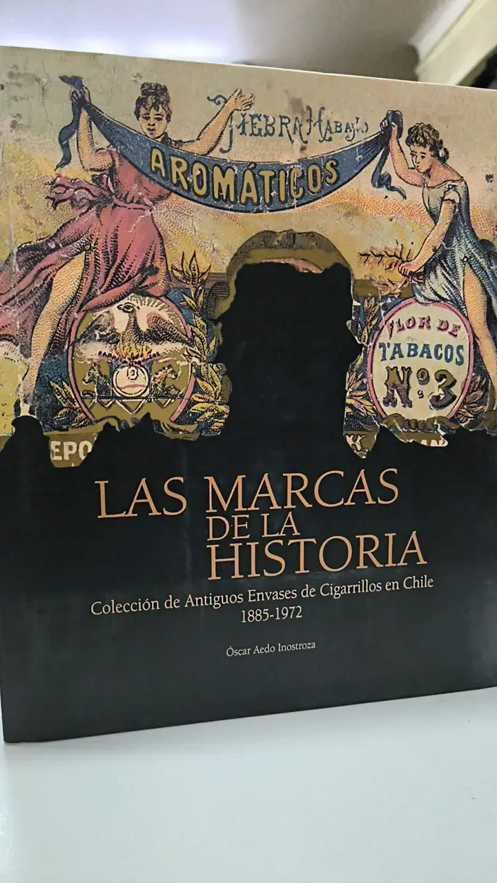 Libro Las Marcas De La Historia - Envases De Cigarros - 1