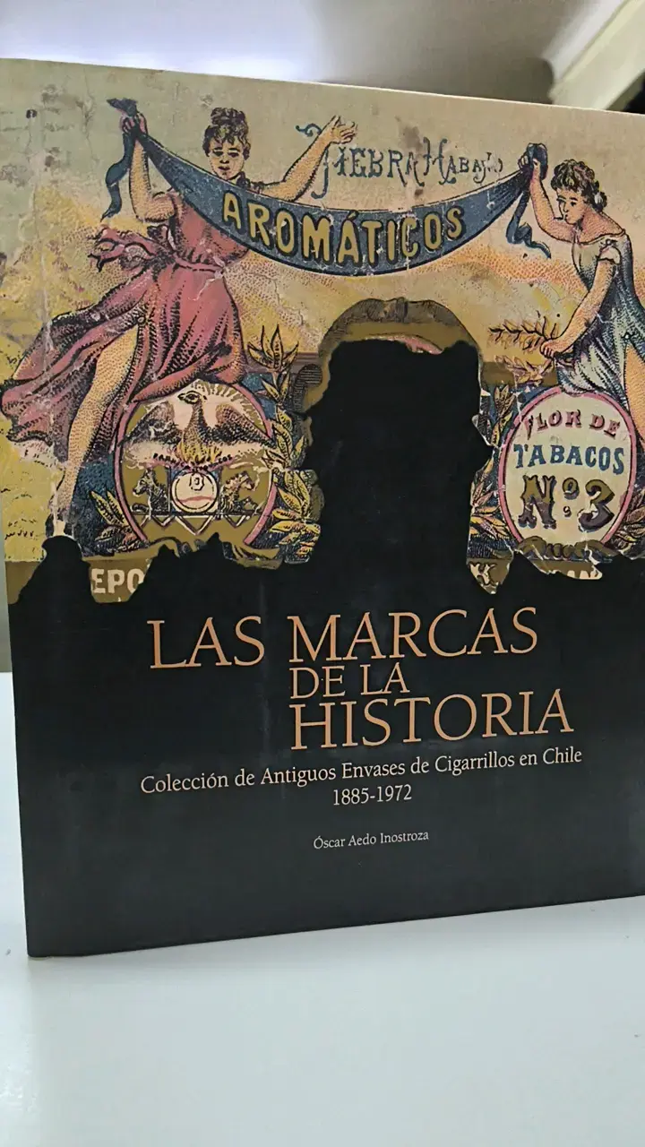 Libro Las Marcas De La Historia - Envases De Cigarros - 2