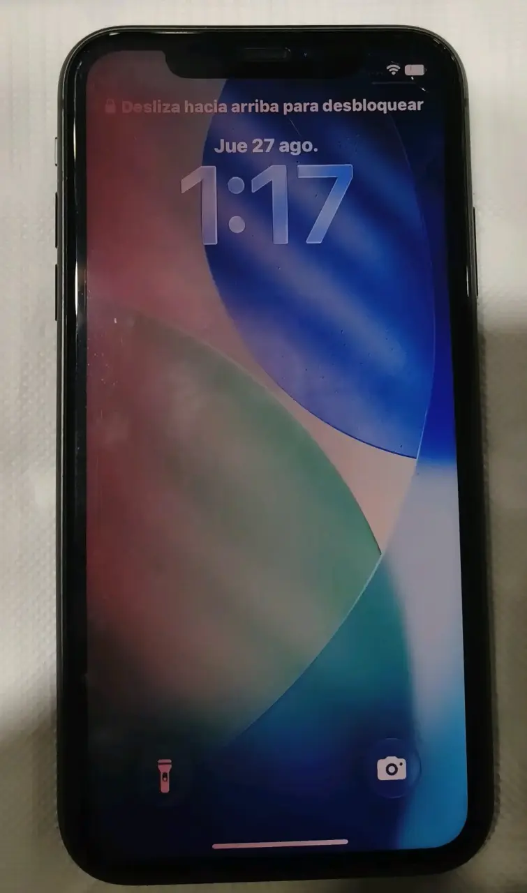iPhone casi nuevo, sin detalles - 4