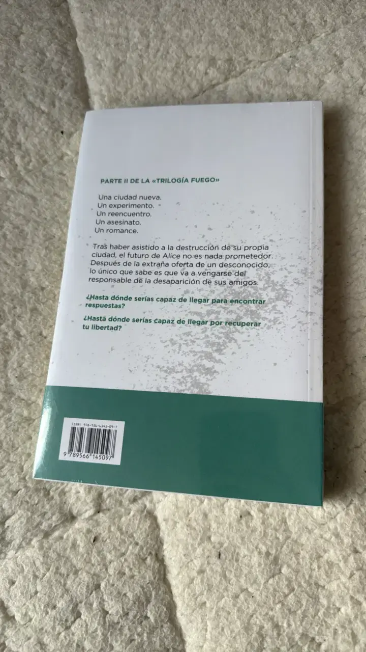Libros Trilogía Fuego de Joana Marcús - 4