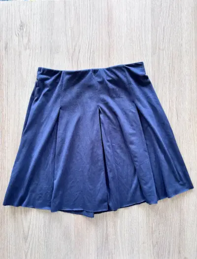 Falda francesa gamuza azul plisada - miniatura 1