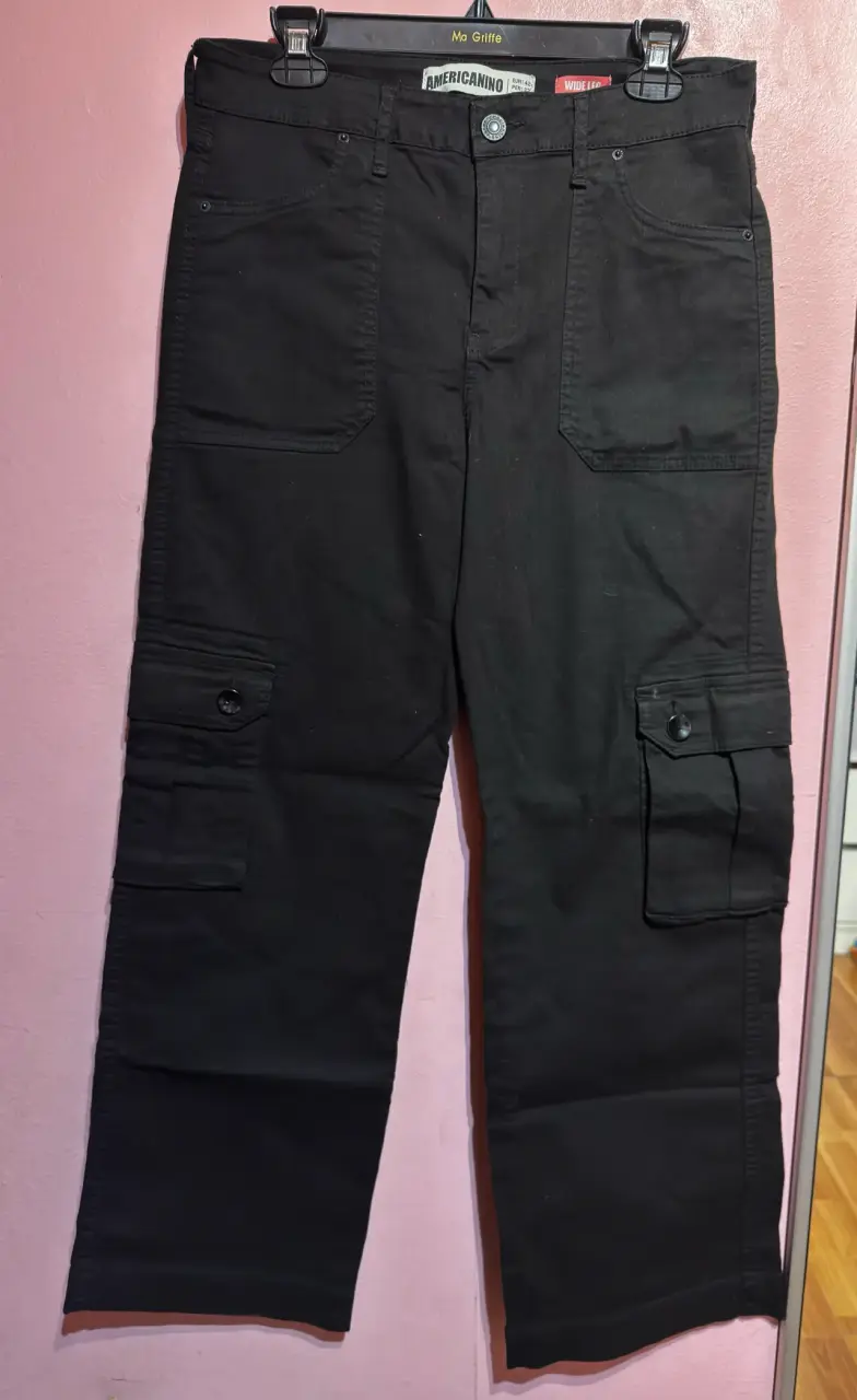 Pantalon cargo negro Americanno wide leg - 1